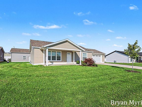 2nd image of 4770 52nd St