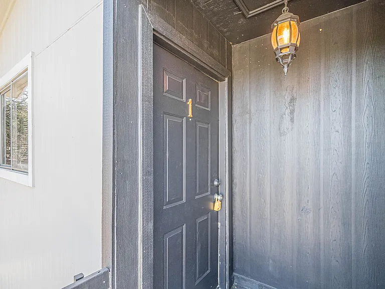 2323 Arbor Pl #1 — Photo 2