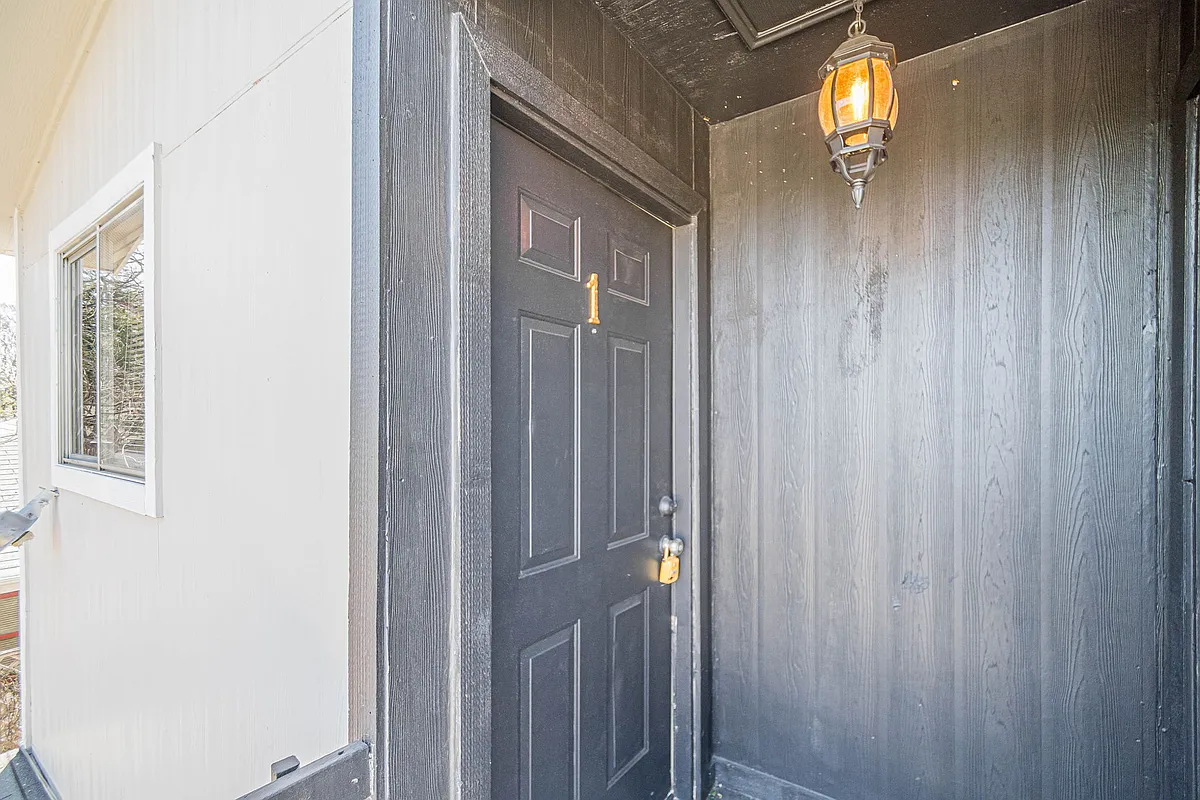 Building Photo - 2323 Arbor Pl #1