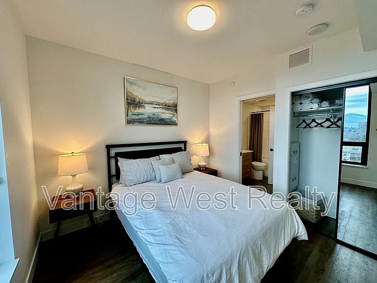 1471 Saint Paul St #801 — Photo 13