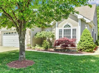 61 Spyglass Dr, Jackson, NJ 08527