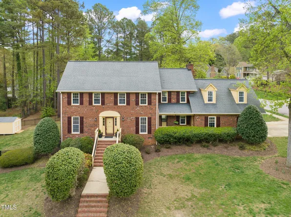 8000 Old Deer Trl, Raleigh, NC 27615