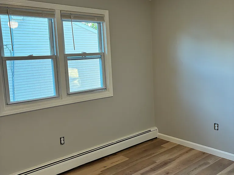124 Stetson St #124 — Photo 4