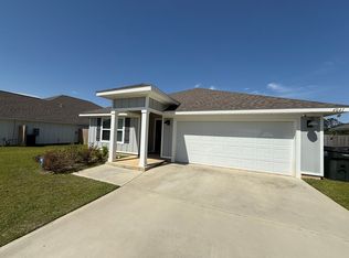 4041 Whitetail Ln, Pensacola, FL 32526