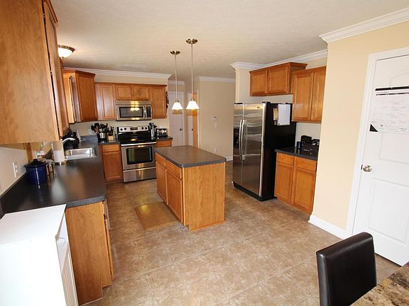 4th image of 8686 Brenstuhl Park Dr