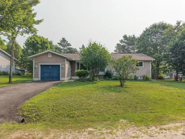 9 Ann St, Sundridge, ON P0A 1Z0
