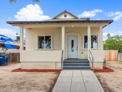 3659 E Mono St, Fresno, CA, 93702