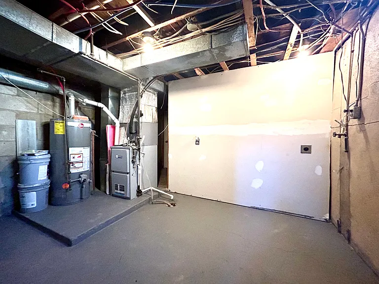 922 Saunders Ave #2 — Photo 4