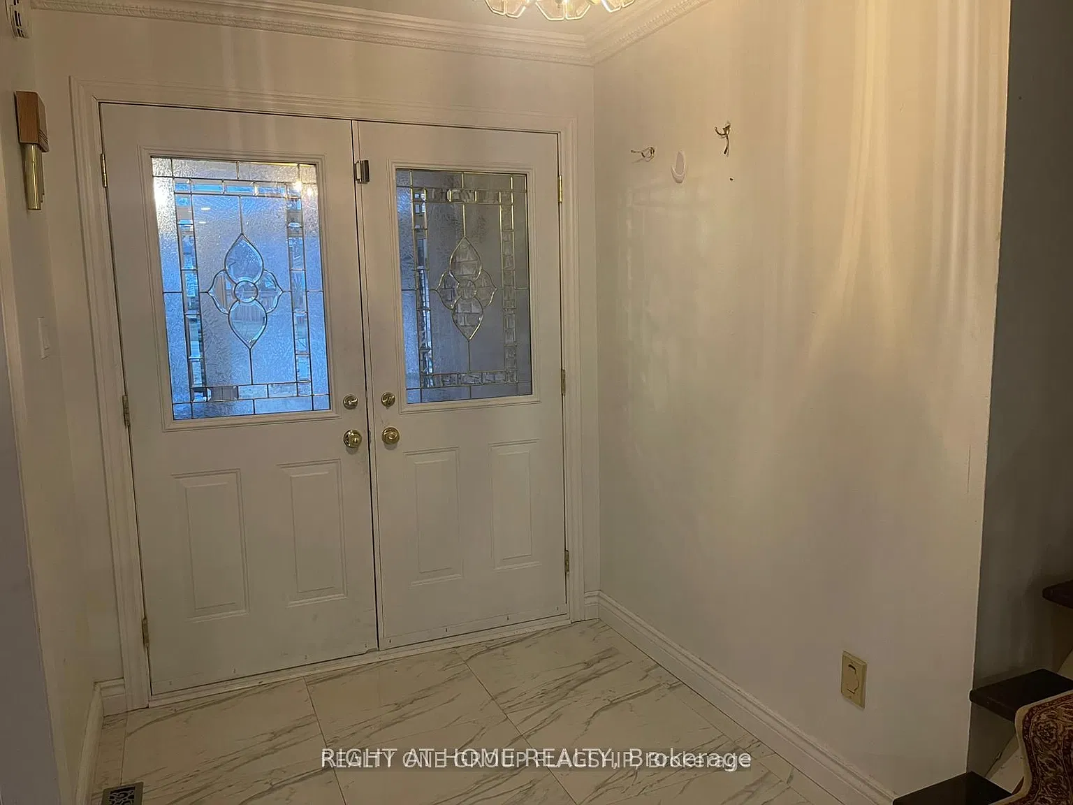 4 bed, $3,500 — Photo 4