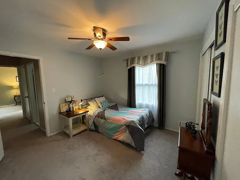 16 Jenny Ln — Photo 18