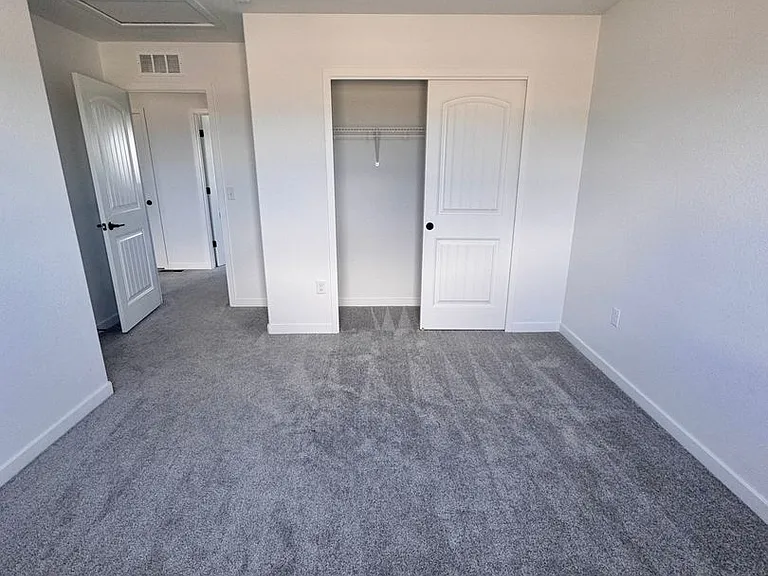 8275 Nat Love Dr — Photo 40