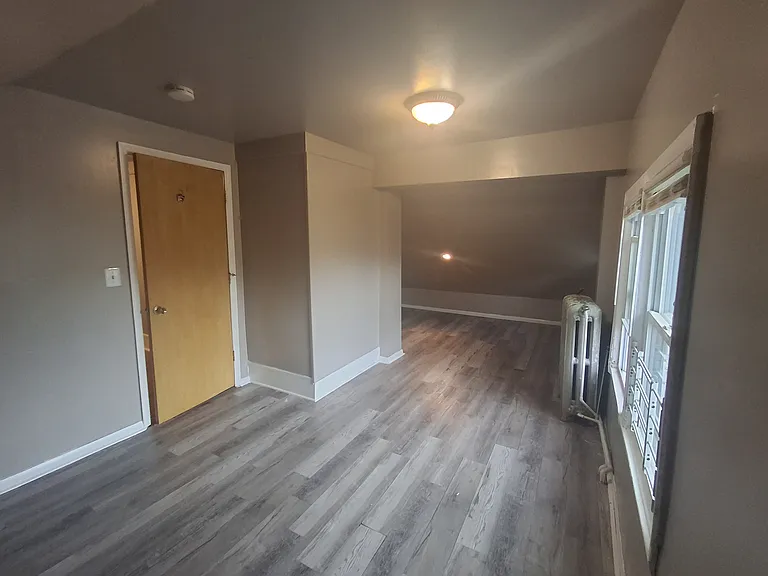 258 Van Nostrand Ave #2 — Photo 11