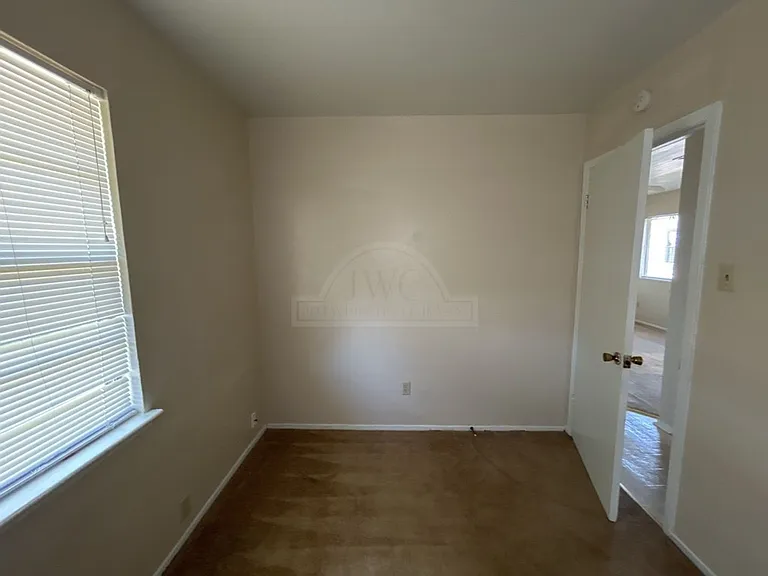 1406 Bundrant Dr — Photo 13