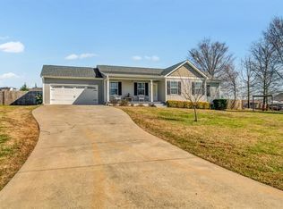 12 Dana Way, Cartersville, GA 30121