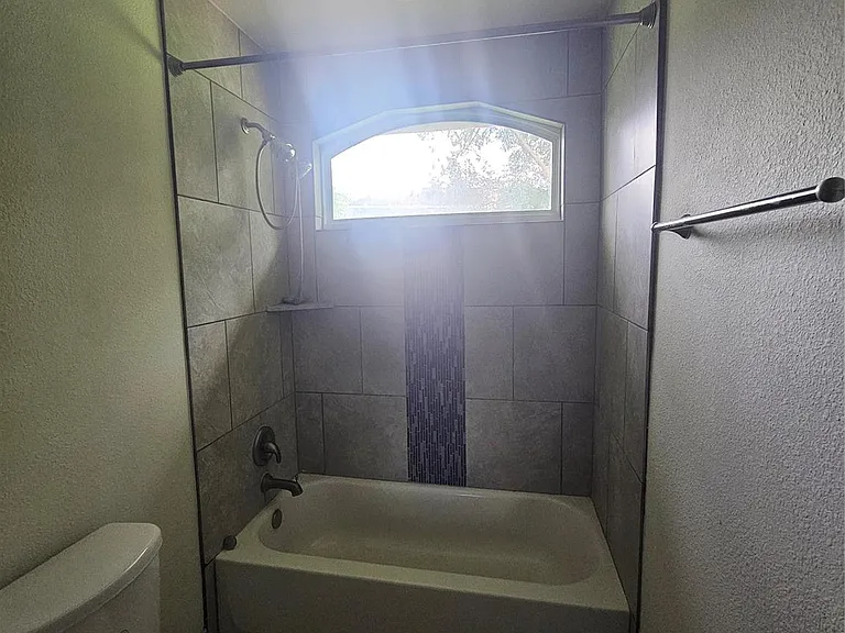 3206 Pebble Lake Dr — Photo 23