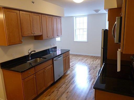 2nd image of 122 Main St Unit 201