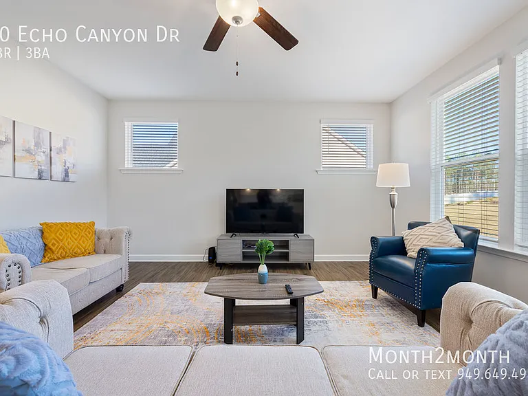 70 Echo Canyon Dr — Photo 3