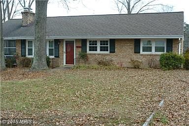 1st image of 908 Carol Ln
