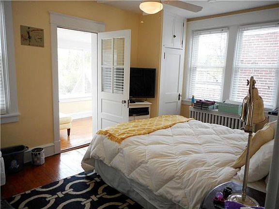 Guest BR View to Bonus Rm-Cedar closet