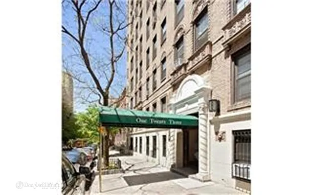 Sold by Douglas Elliman | media 10