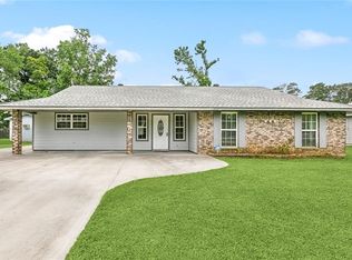 8752 Leisure Dr, Denham Springs, LA 70726
