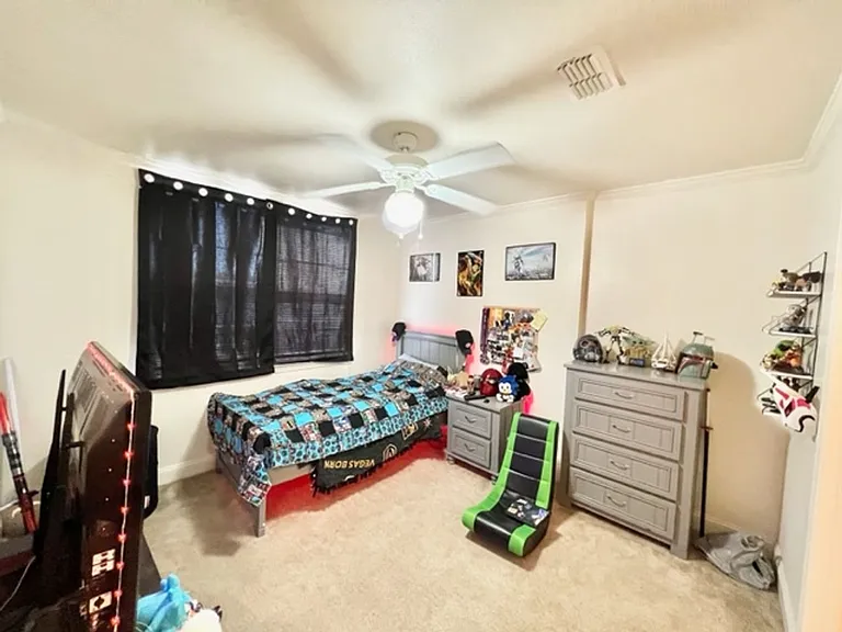 703 Majestic Dr — Photo 20
