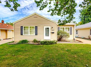 3917 12th St, Des Moines, IA 50313