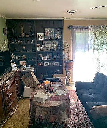 3rd image of 5607 Western Ln