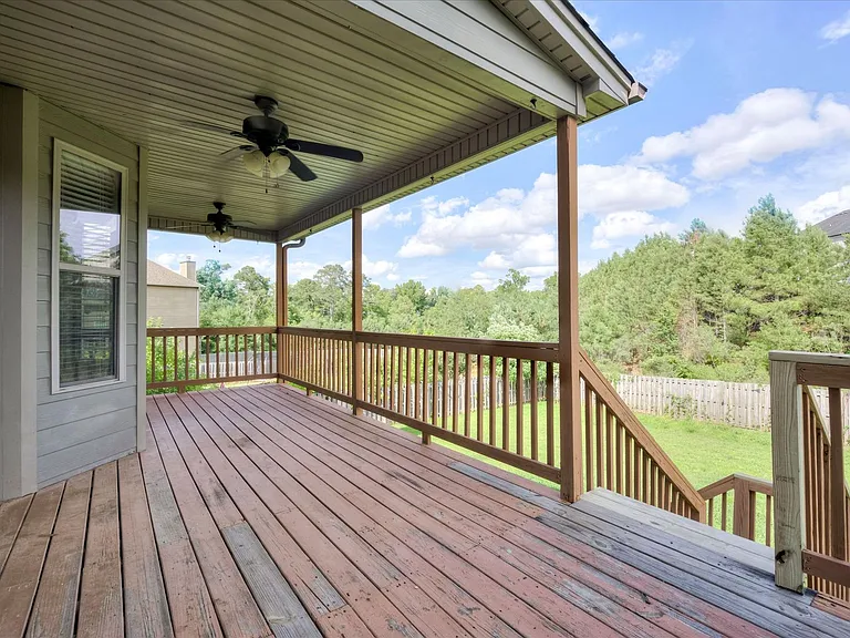542 Oconee Cir — Photo 50