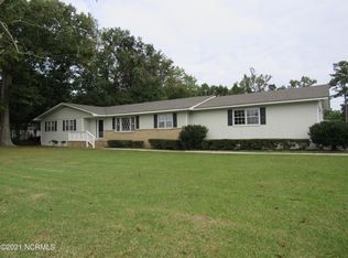 703 Jim Blake Rd, Jacksonville, NC 28540