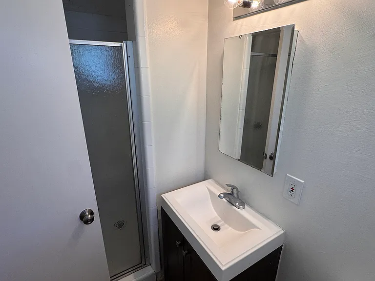 834 Grant St #4 — Photo 13