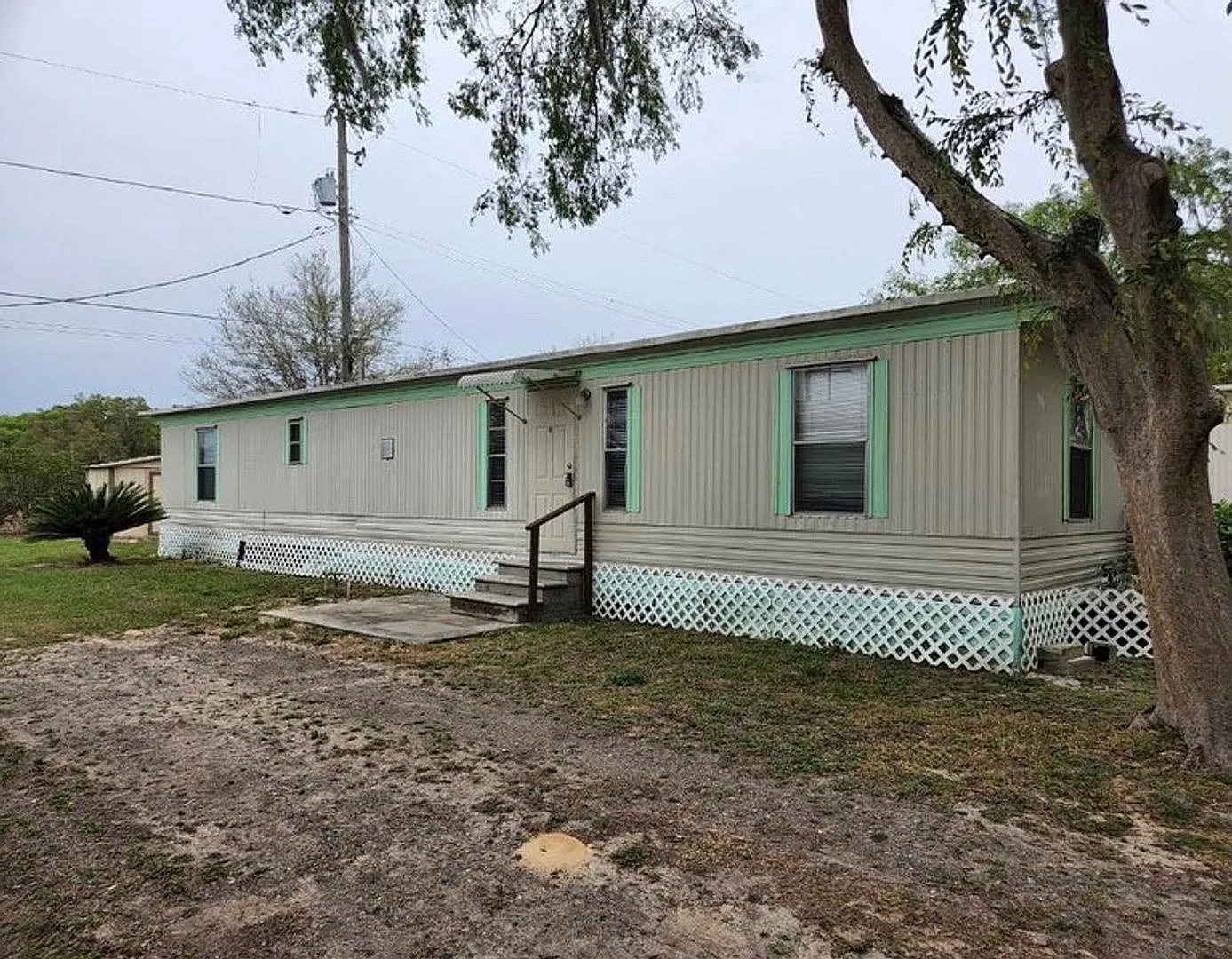 2 Bed 1.5 Bath — Photo 1