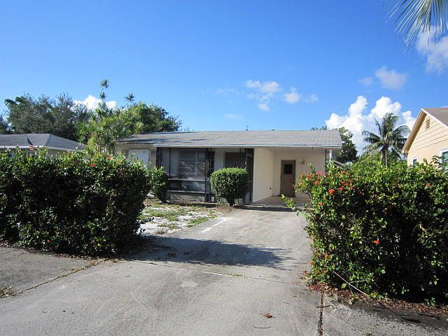 1st image of 1245 16th Avenue #N