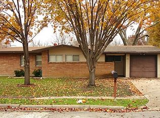 2030 Reever St, Arlington, TX 76010