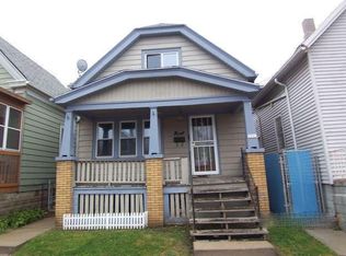 2251 S 15th Pl, Milwaukee, WI 53215