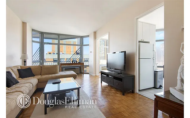 Rented by Douglas Elliman | media 9