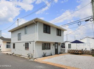 22 E Sea Way, Lavallette, NJ 08735