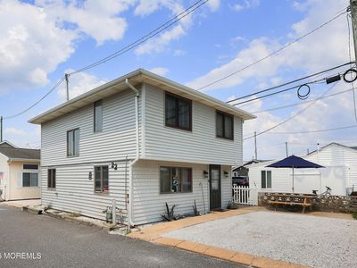 22 E Sea Way, Lavallette, NJ, 08735