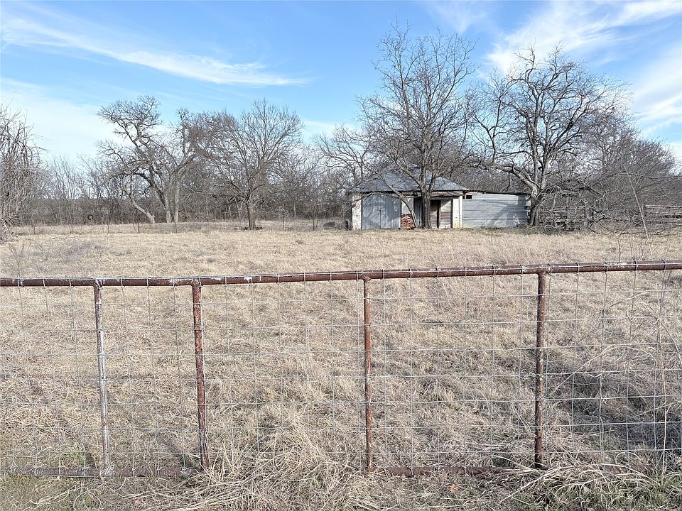 2nd image of 301A Withers Rd
