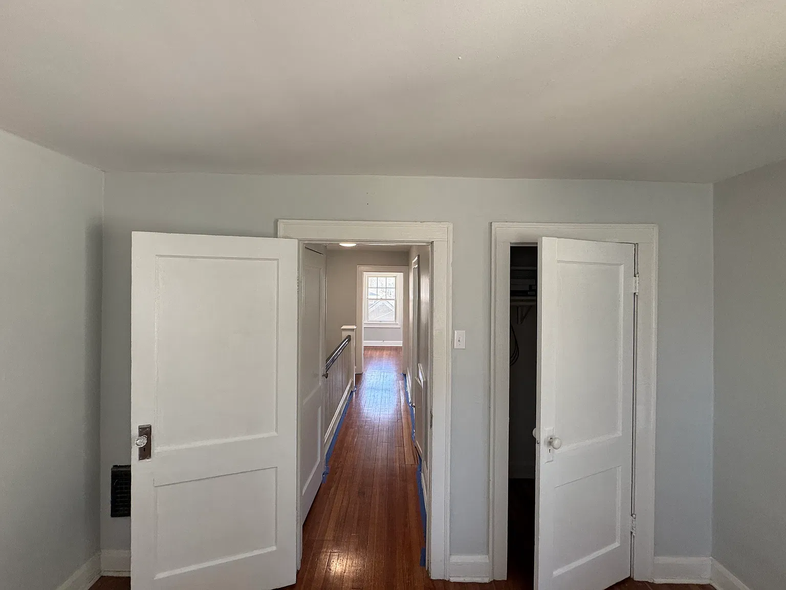 2 bed, 1300 sqft, $1,300 — Photo 3