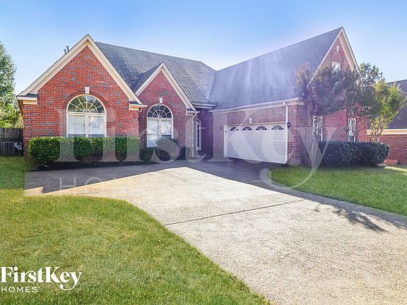2nd image of 9297 Sarsen Dr