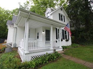 135 Thresher St, Granville, OH 43023