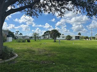 709 Fairmount Dr #634, North Pt, FL 34287