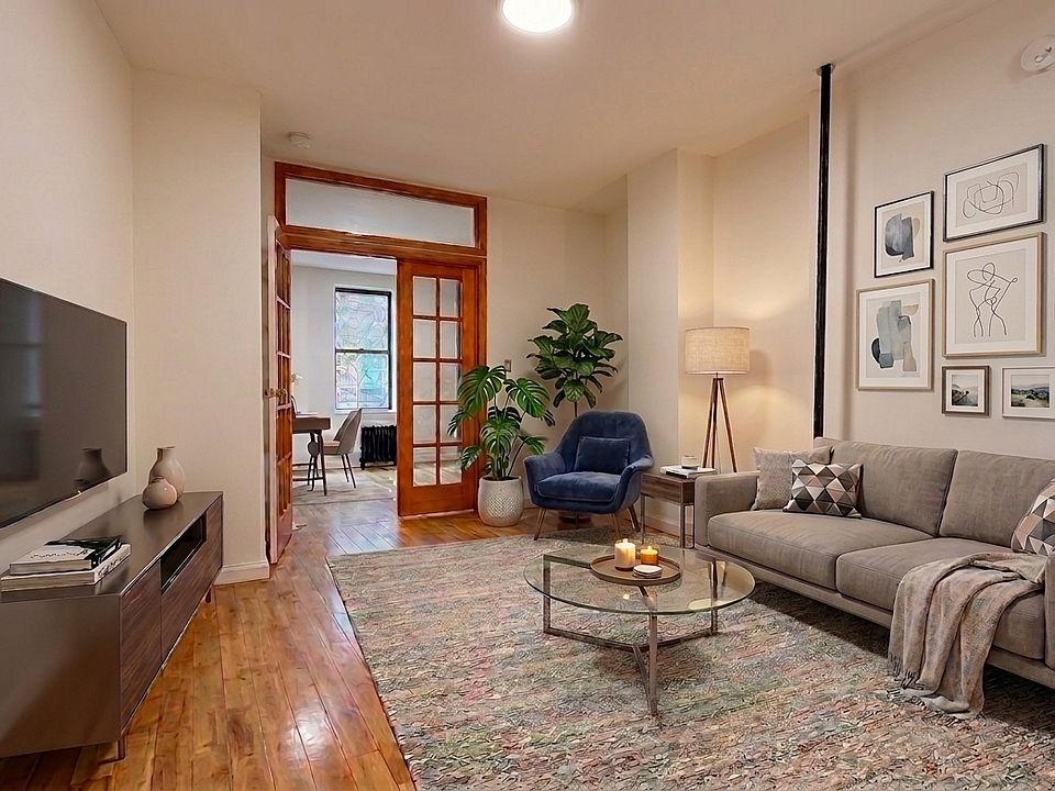 1st image of 308 E 6th St APT 11