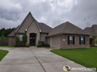 11387 Meadow View Dr, Denham Springs, LA 70726