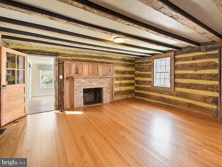 326 Walker Rd — Photo 24