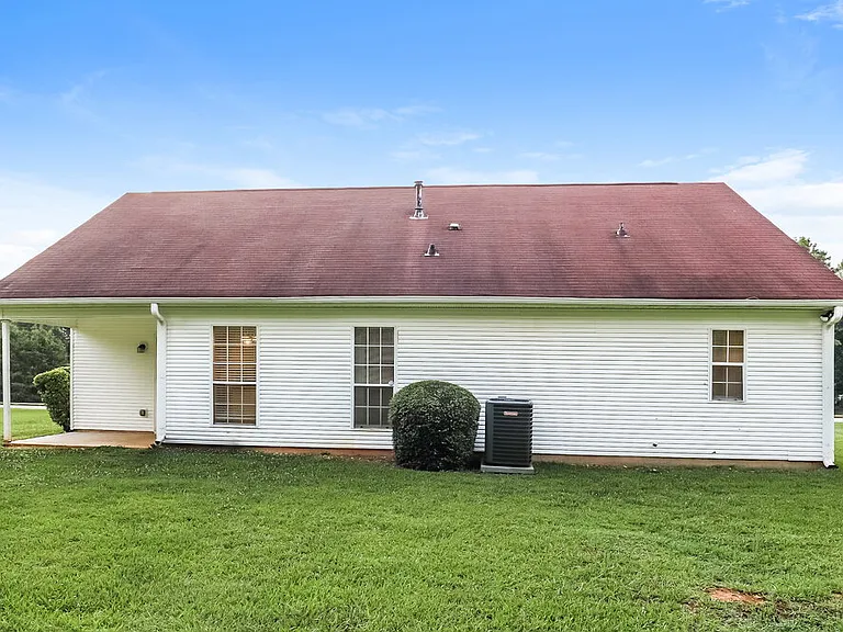 101 Floresta Dr — Photo 16