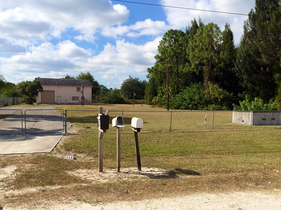 1st image of 8464 Grady Dr