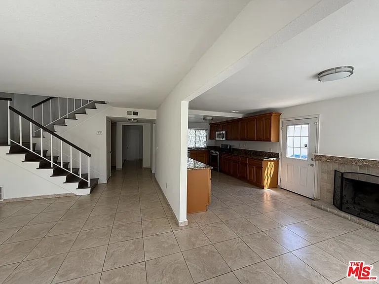 5867 Cape Horn Dr — Photo 5
