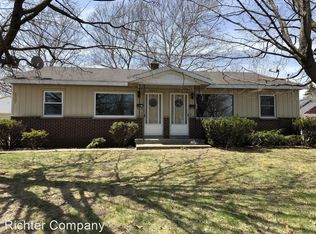 3305 Burlingame Ave SW, Wyoming, MI 49509